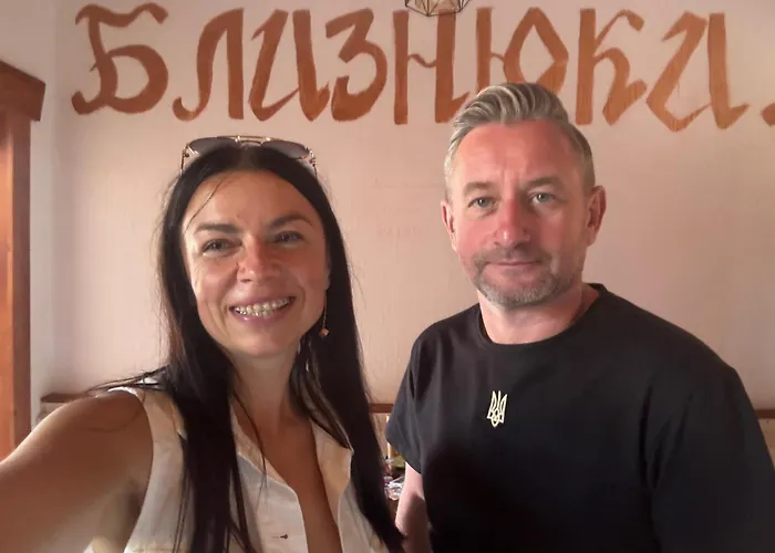 близнюки Hotel