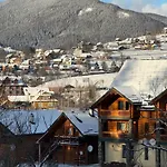 Hotel близнюки